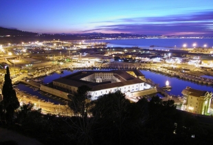 The former Lazzaretto, now Mole Vanvitelliana, the monumental building hosting Mediterranea 16