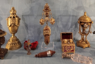 Perfume bottles, XVIII Century, Collection Drom, at Ca' Mocenigo