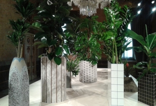 20 planters at Caesarstone  (courtesy picture pr/undercover)
