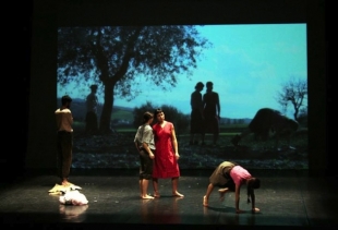 BIENNALE TEATRO 2015:  Helen Cerina - Iperrealismi (Young Italian Brunch)