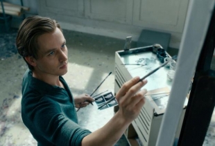 A still from the movie Werk ohne Autor (Never Look Away) by Florian Henckel von Donnersmarck