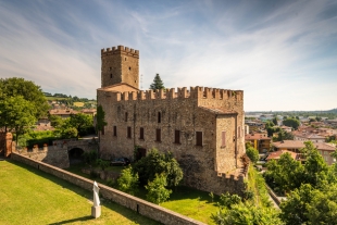 Il Castello di Castellarano (ER) credits: Gruppo Fotografico Look At Â (www.gruppolookat.it)<br />

