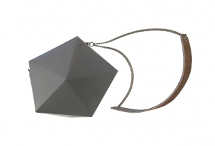 Meteorite Bag (colour light grey Euro 105 to the public), courtesy image serenagaldo