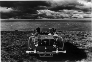 Gianni Berengo Gardin, Normandia 1965, Courtesy l'autore per gentile concessione per diritto di cronaca dalla Casa dei Tre Oci